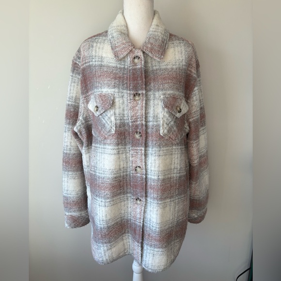 CHARLIE B Jackets & Blazers - Charlie B Boiled Wool Shirt Jacket • XL • Cream Plaid • Collared